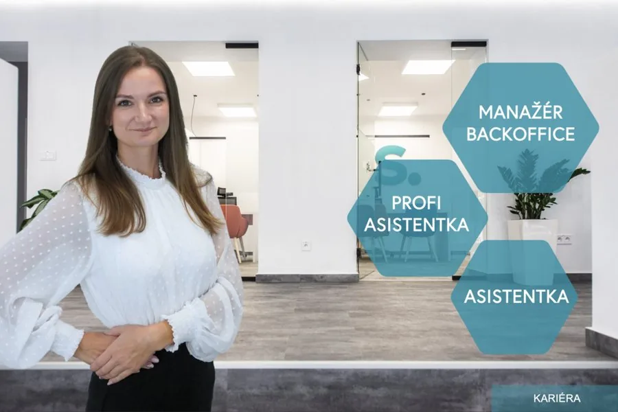 Asistentka Simplea Žilina pri práci